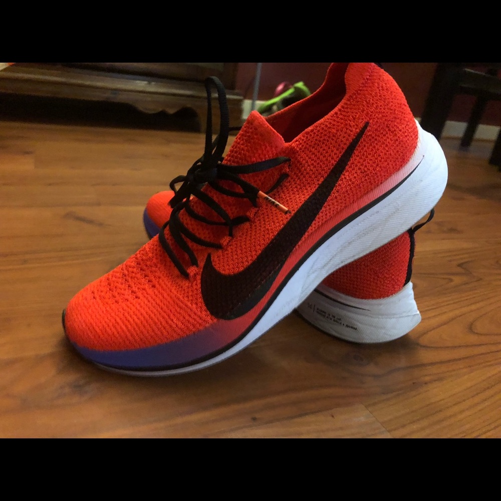 Nike Vaporfly 4% women’s 8.5 🏃‍♀️🏃‍♀️